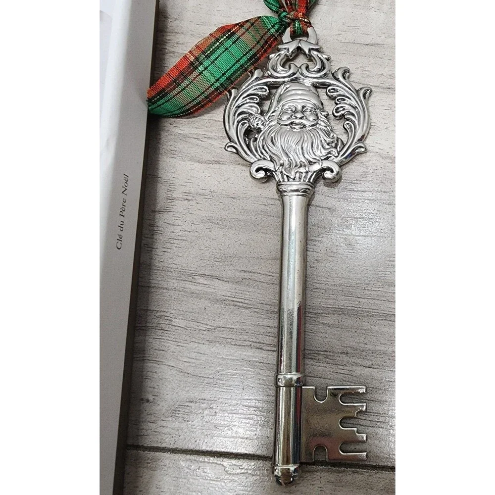 Pier 1 Silver Metal Santa Key Ornate Key For No Chimney 6